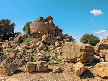 Tal der Tempel - Reste des in einem Krieg zerstörten Tempels des olympischen Zeus.