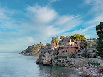 Altavilla Milicia - Konfiszierte Mafia-Villa