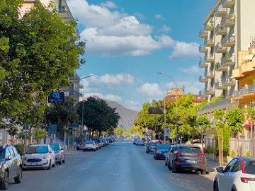 Sizilien konzentriert - Bagheria Altstadt - Via Dante Alighieri