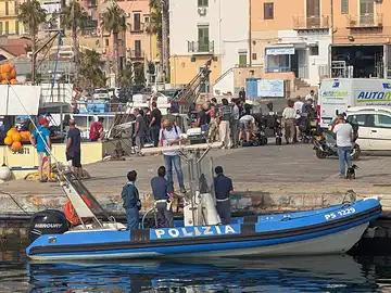 Ein Film Shooting im Hafen von Porticello.