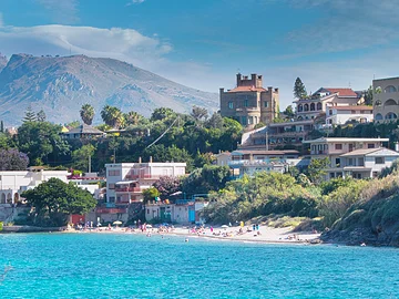 Der versteckte Strand 'Aciddara' in Santa Flavia
