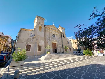Trabia - Piazza Duomo / Chiesa Madre