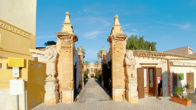 Bagheria - Villa Palagonia - Entrance